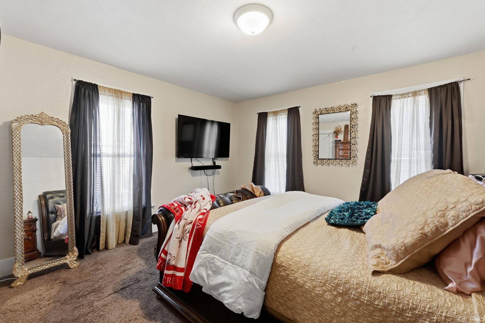 Image of 2414 S Wayne Avenue