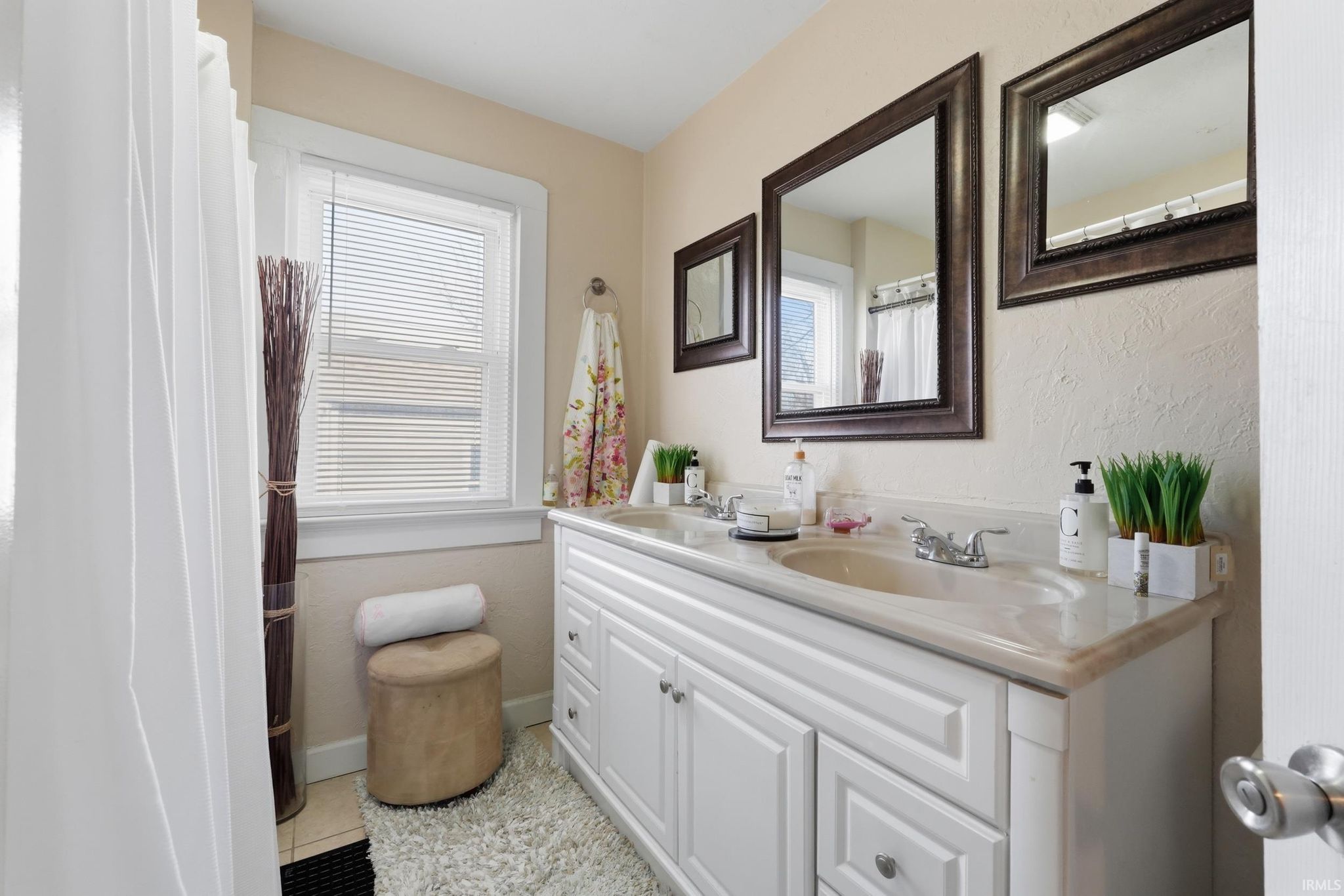 Image of 2414 S Wayne Avenue