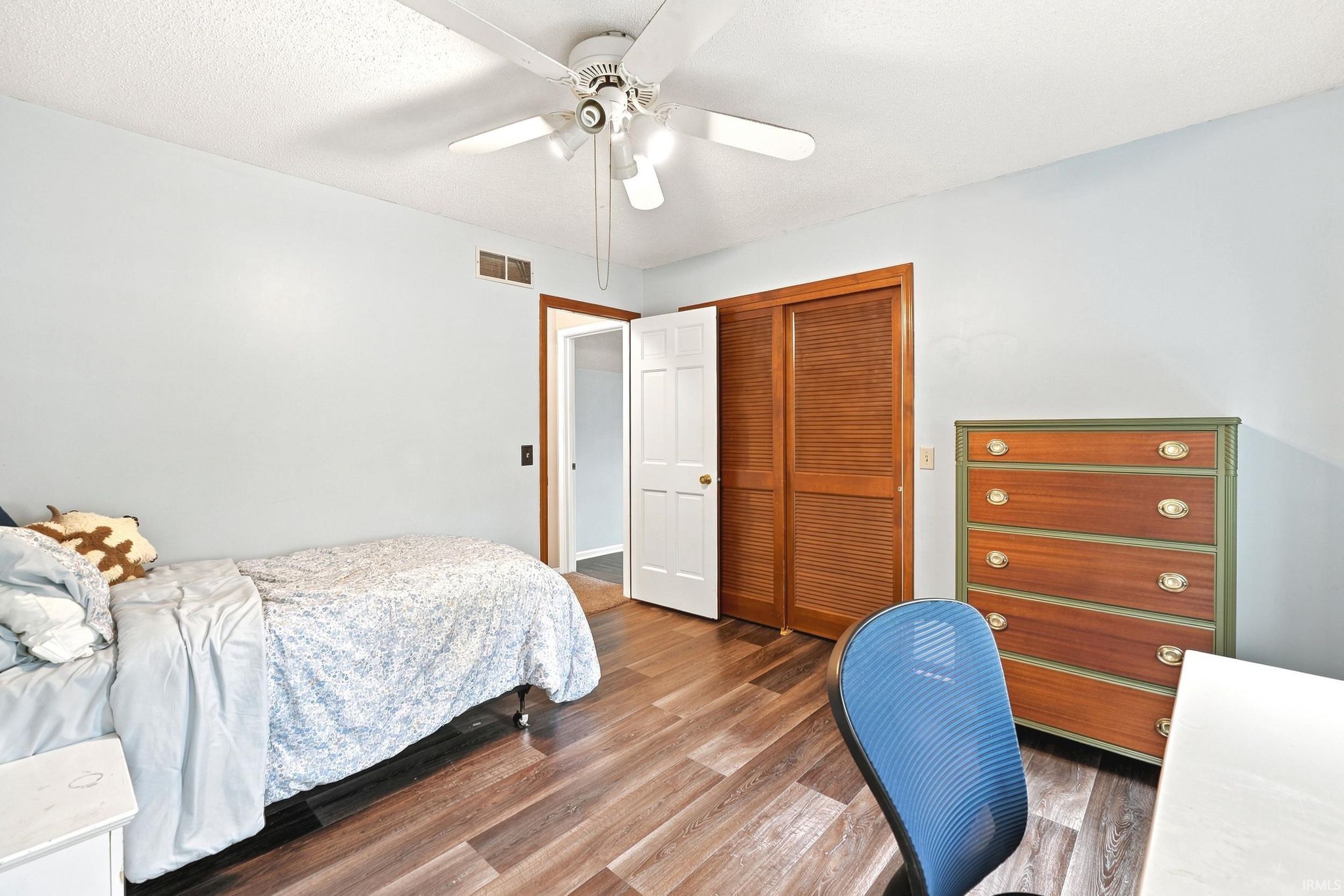 Image of 1222 Old Bridge Place