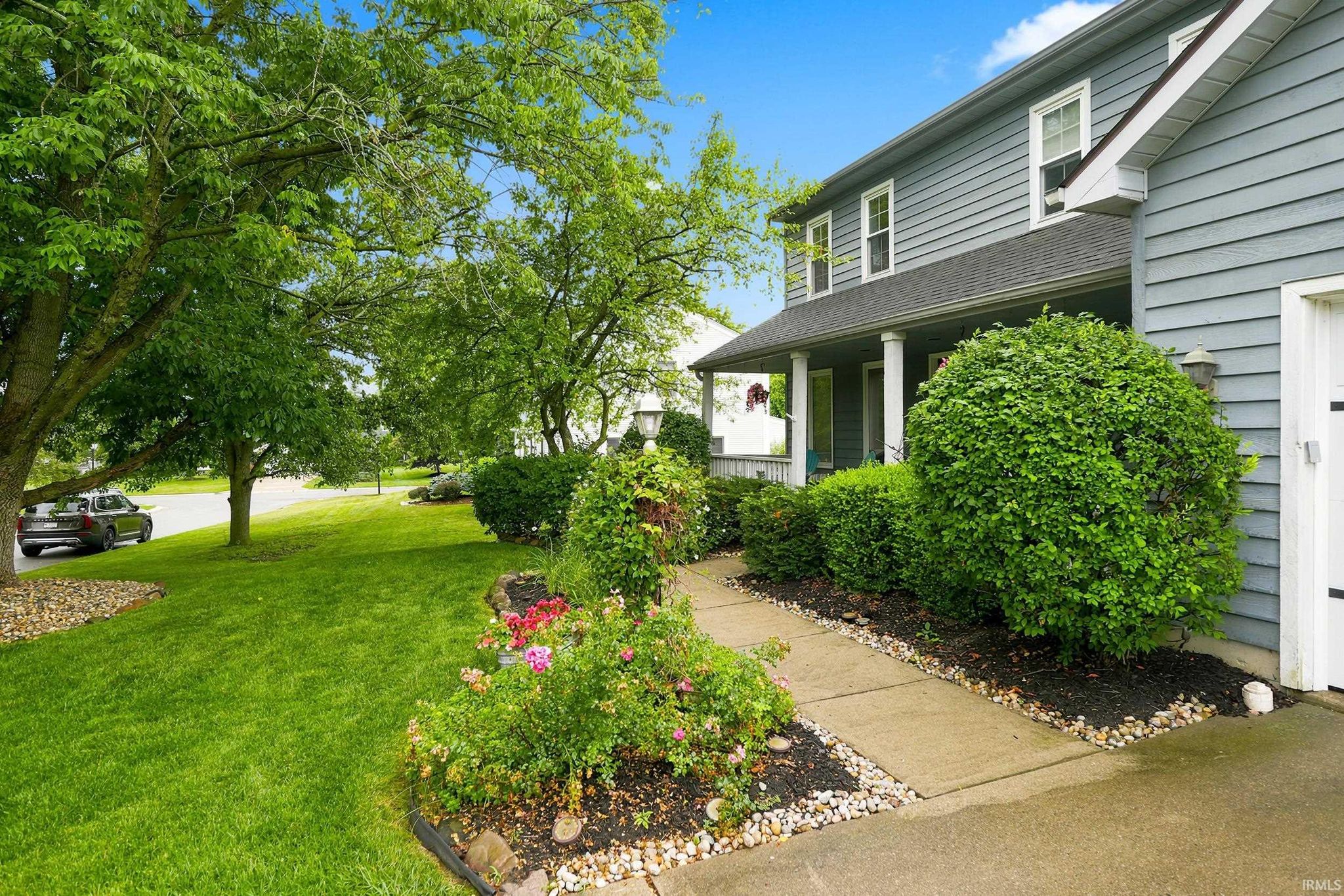 Image of 1222 Old Bridge Place