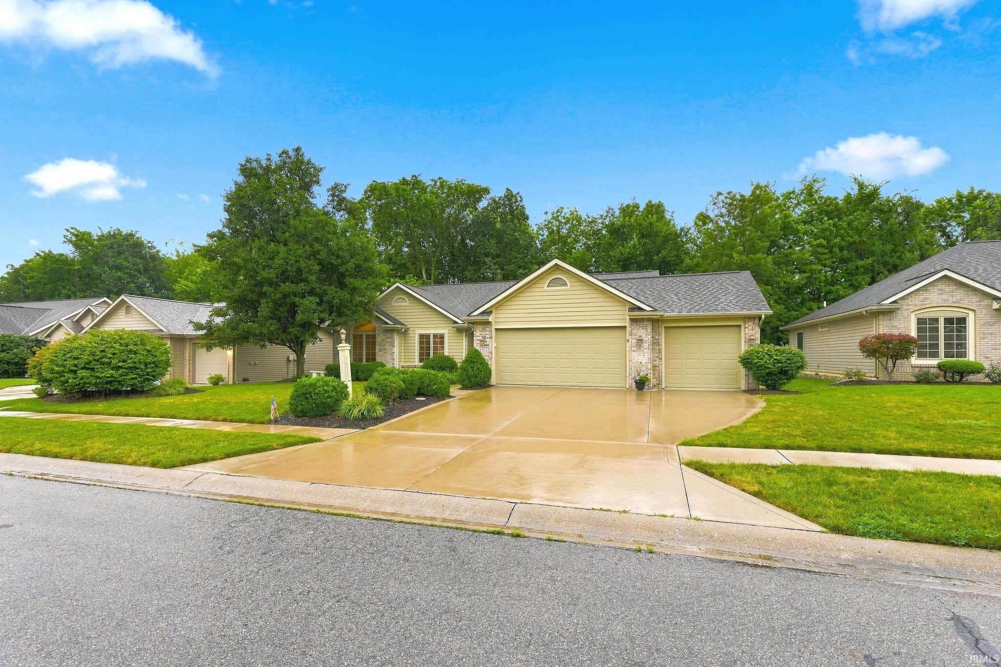 12914 Charenton Court