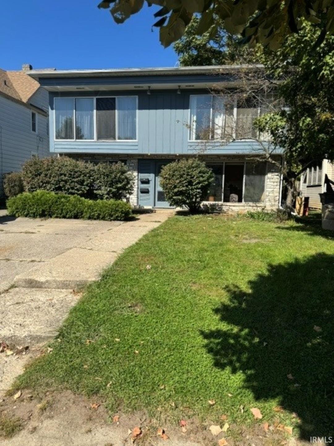 903 Edgewater Avenue